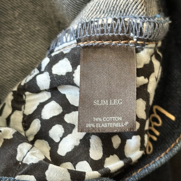 Slim fit straight leg jeans - Picture 9 of 9